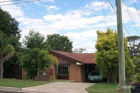 28 Stowell St, Collingwood Park, QLD 4301