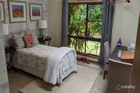 Property photo of 17 Elizabeth Close Bamboo QLD 4873