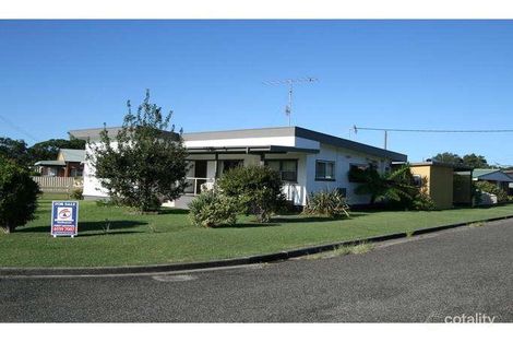 10 Woodford Rd, North Haven, NSW 2443