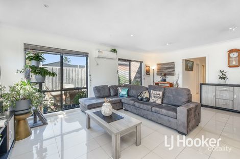 Property photo of 2/42 Harry Street Cranbourne VIC 3977