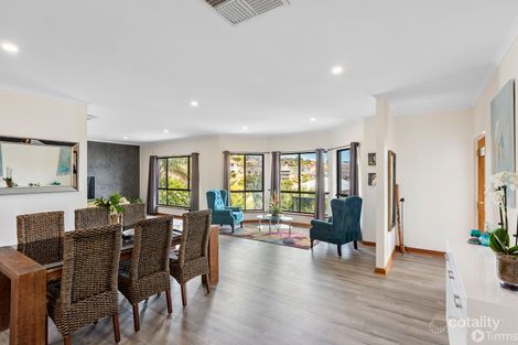 Property photo of 14 Gannet Court Hallett Cove SA 5158