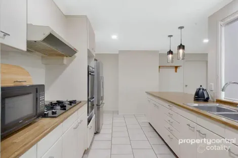 Property photo of 12 Wallis Glen Cranebrook NSW 2749