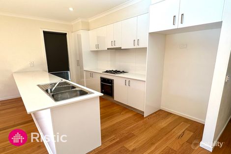 Property photo of 4 Bergamot Way South Morang VIC 3752