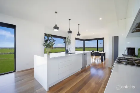 Property photo of 2 Deverell Way Warrnambool VIC 3280