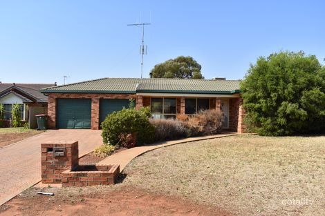 3 Golden Bar Dr, Parkes, NSW 2870