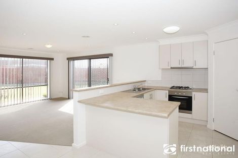 Property photo of 2 Ronit Court Pakenham VIC 3810