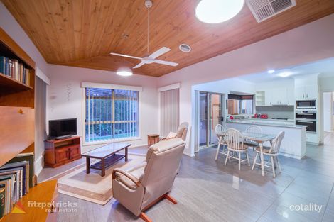 Property photo of 4 O'Hara Place Kooringal NSW 2650