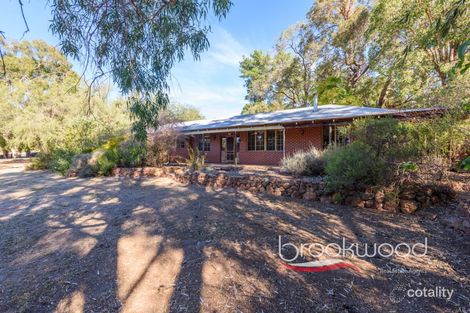 8 Vista Dr, Parkerville, WA 6081