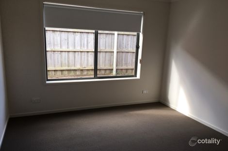 Property photo of 8 Mountain Grey Circuit Morwell VIC 3840