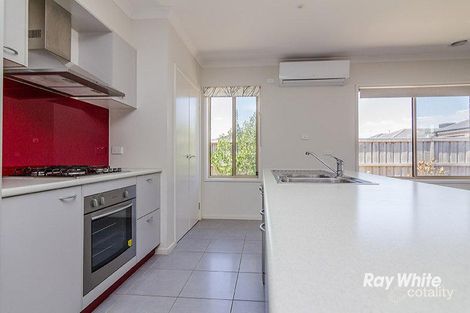 Property photo of 19 Windmill Circuit Lyndhurst VIC 3975
