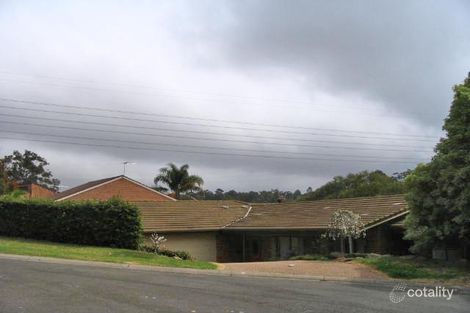 10 Barrier Pl, Illawong, NSW 2234