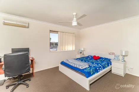 Property photo of 4/2 Bos Drive Coomera QLD 4209