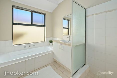 4/84 Queen St, Bentley, WA 6102