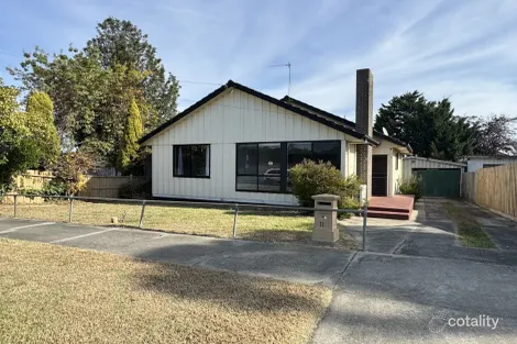 11 Mcnairn Rd, Traralgon, VIC 3844