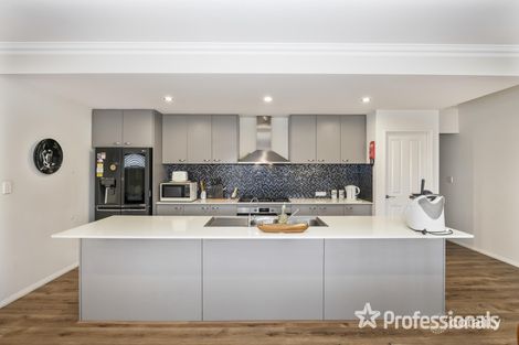 Property photo of 39 Simmonds Pass Ellenbrook WA 6069