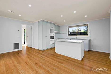Property photo of 6 Gingham Place Berwick VIC 3806