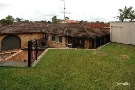 Property photo of 22 Parklands Drive Shellharbour NSW 2529