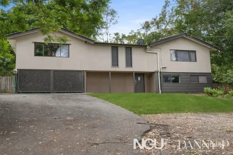 17 Hallett Ave, Camira, QLD 4300