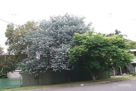 17 Blackmore St, Windsor, QLD 4030