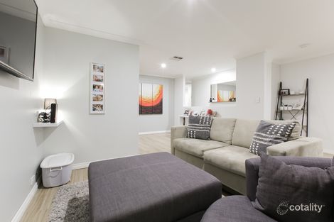 Property photo of 30 Midlothian Crescent Kinross WA 6028