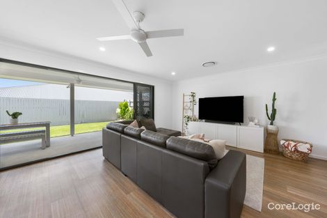 Property photo of 17 Lathro Way Thornlands QLD 4164