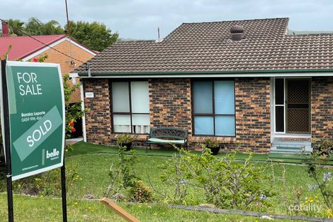 30 Lowanna Ave, Forresters Beach, NSW 2260