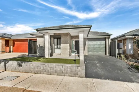 19 Highland Cct, Blakeview, SA 5114