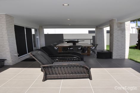 Property photo of 27 North View Street Hope Island QLD 4212