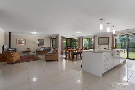 Property photo of 14 Brookfield Way Orange NSW 2800