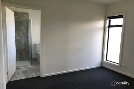 Property photo of 7A Binding Avenue Cranbourne VIC 3977