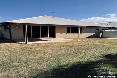 Property photo of 32 Coogee Terrace Blacks Beach QLD 4740