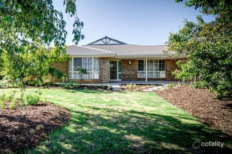 11 Henry St, Clare, SA 5453