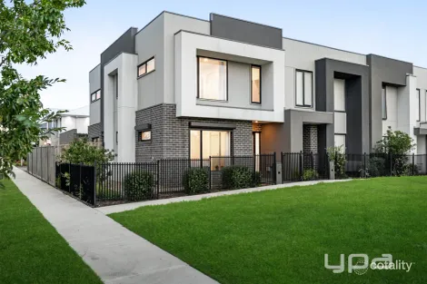 Property photo of 1 Buckleys Walk Mickleham VIC 3064