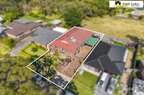 Property photo of 13 Yeramba Road Summerland Point NSW 2259