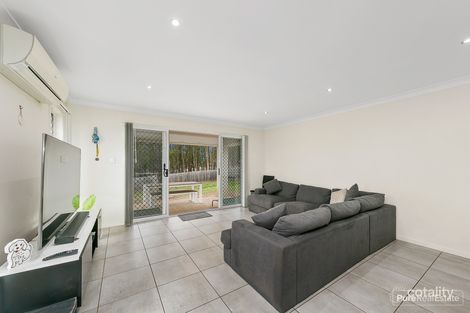 Property photo of 12 Forest Oak Court Chuwar QLD 4306