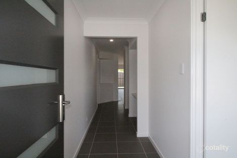 31 Attenborough Cct, North Lakes, QLD 4509