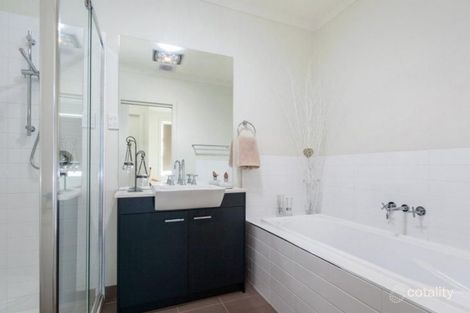 Property photo of 17 Carlow Walk Lalor VIC 3075