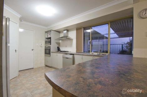 Property photo of 11 Oxburgh Link Success WA 6164