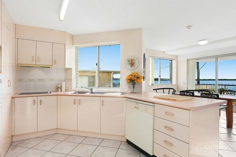 Property photo of 2/44 Esplanade Golden Beach QLD 4551