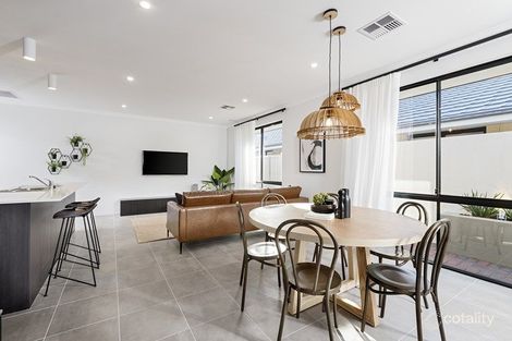 3946 Bonvue Rd, Harrisdale, WA 6112