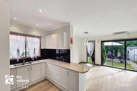 Property photo of 7 Cotteridge Place Caroline Springs VIC 3023