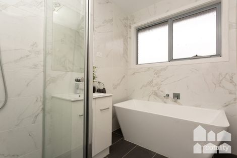 Property photo of 3/12 Stapley Crescent Altona North VIC 3025