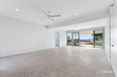 Property photo of 14 Kavanagh Street Jerrabomberra NSW 2619