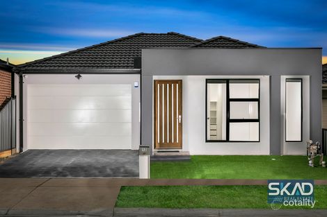 Property photo of 12 Callistemon Road Craigieburn VIC 3064