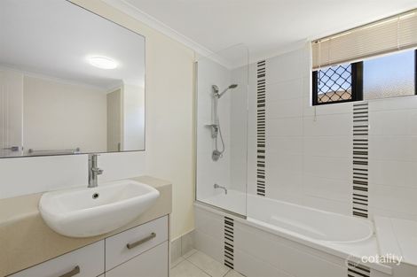 Property photo of 30/6-12 Henry Street West End QLD 4810