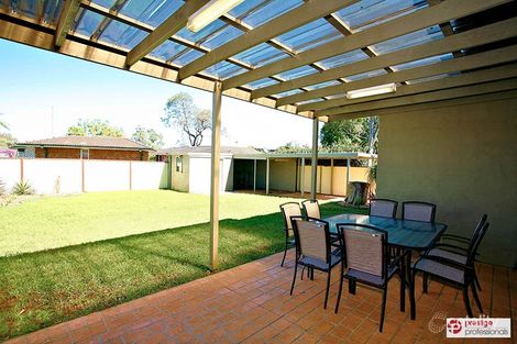 8 Watson St, Hammondville, NSW 2170