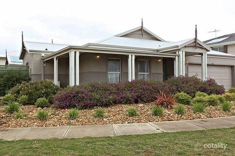 18 Jade Cres, Wyndham Vale, VIC 3024