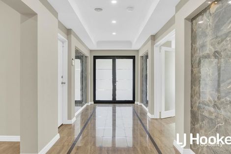 Property photo of 31 Sandmartin Drive Southern River WA 6110