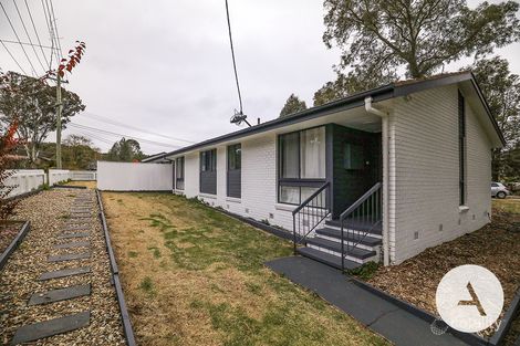 Property photo of 10 Brooke Place Wanniassa ACT 2903