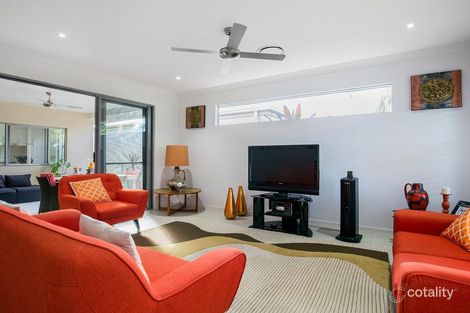 226/299 Napper Rd, Arundel, QLD 4214